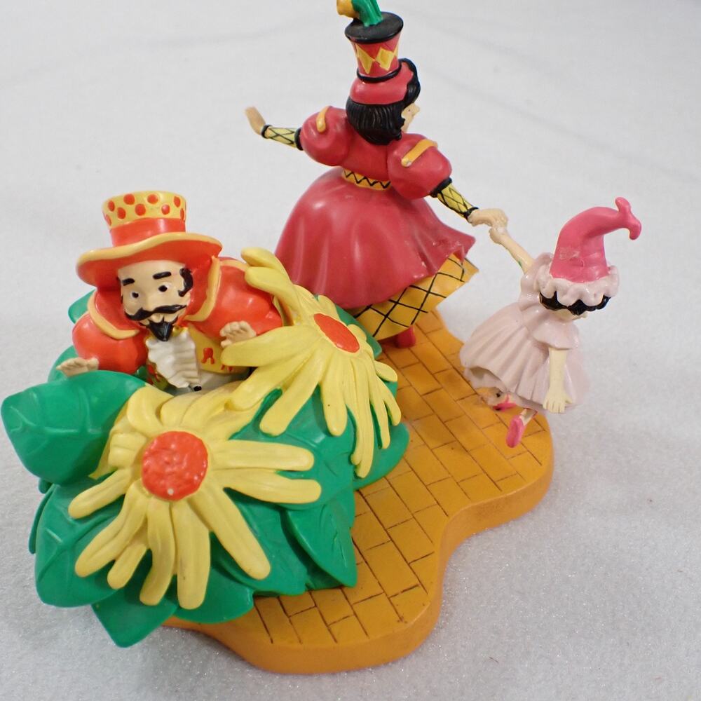 Dept 56 Wizard of Oz 4-Piece We're Not in Kansas Anymore Lighted Set 59350 w/Box - Picture 11 of 16